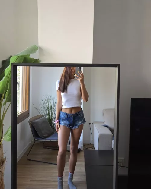 Happy Monday everyone ;)