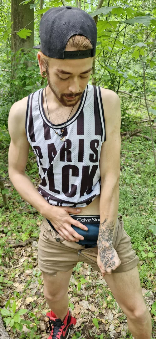 i hope u like blue underwears?