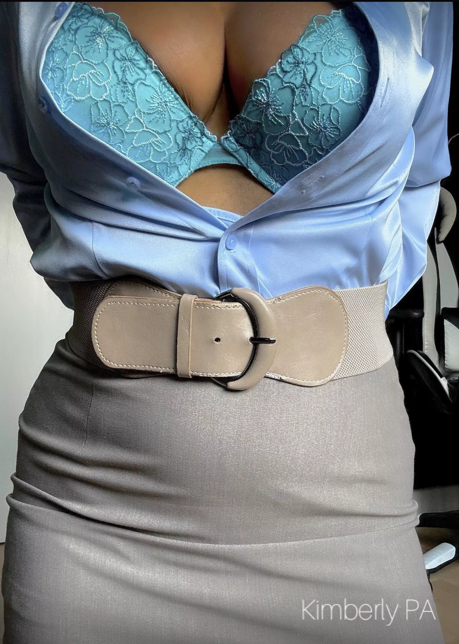 I need to see you in my office now please ! 