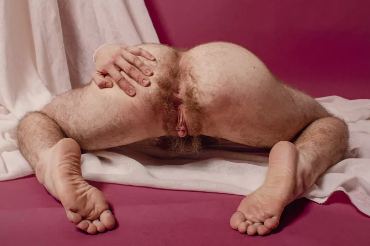 I need your tongue deep inside👅