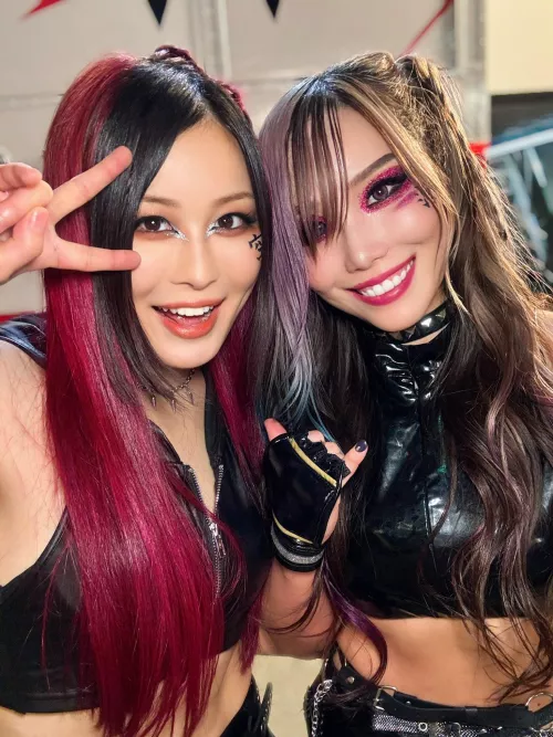 IYO SKY and Kairi Sane