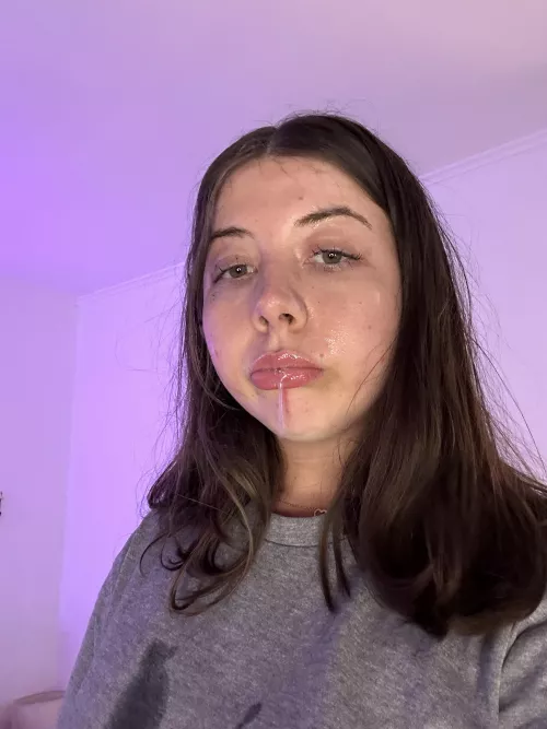  Moisturize my face with your sperm
