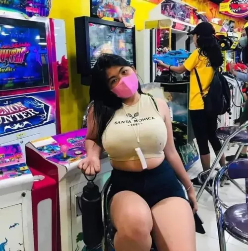 Rules said no cleavage sooo 😉 ifykyk