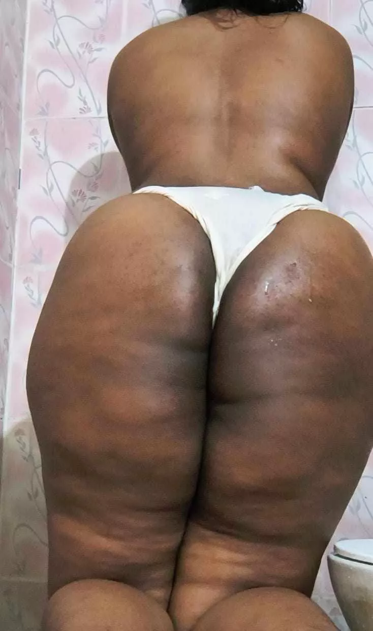 Tell me three words that every girl wants to hear 