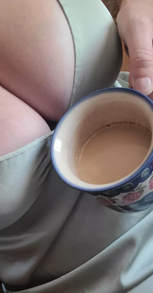 That first sip😌☕️ 