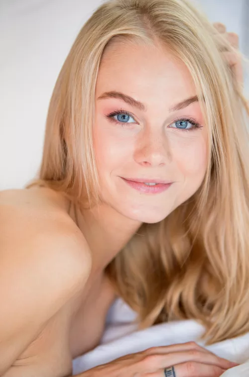 Those beautiful eyes...