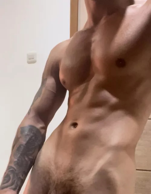 V line check at 218lbs ;)