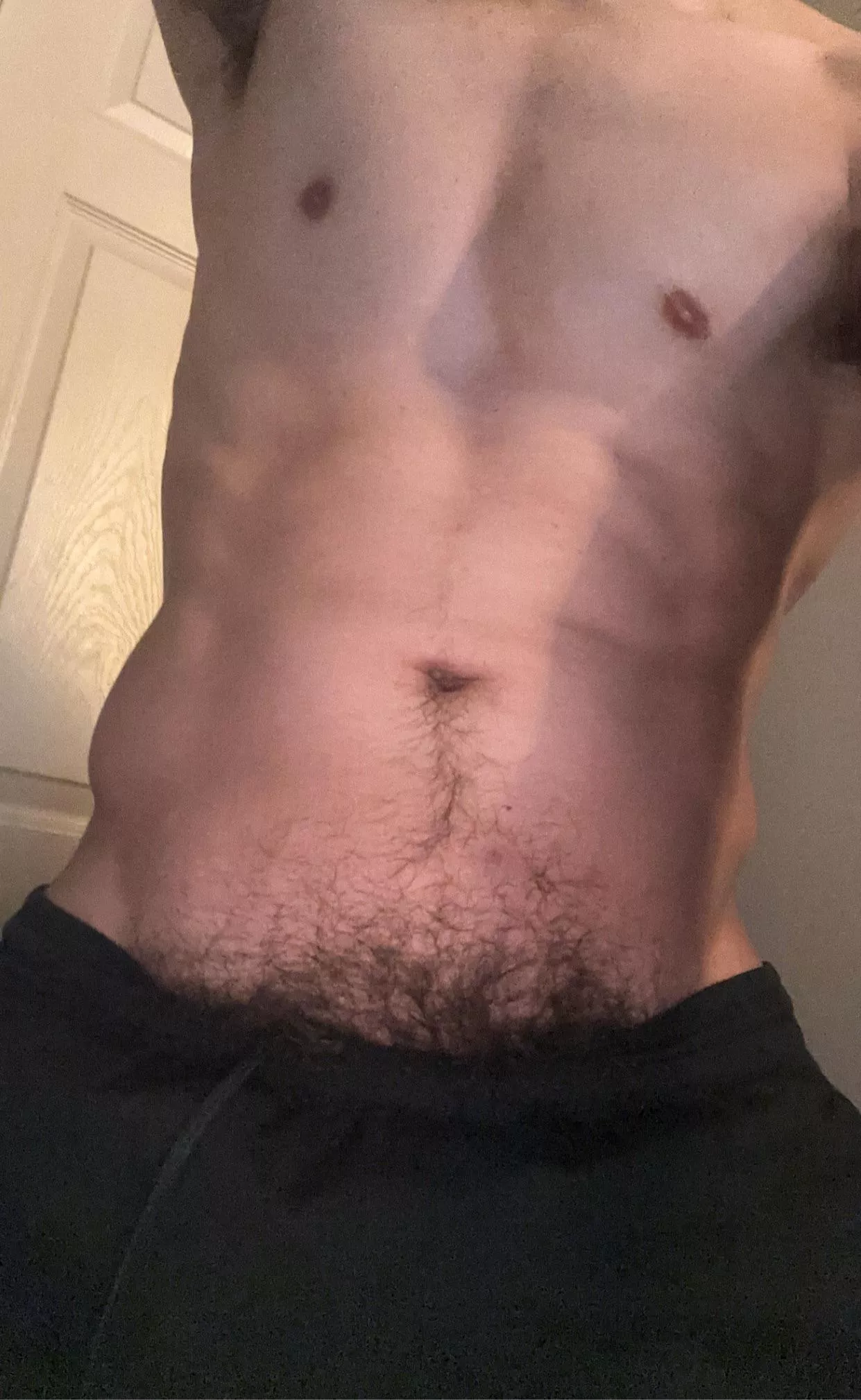 19M young country gym bro looking for older 