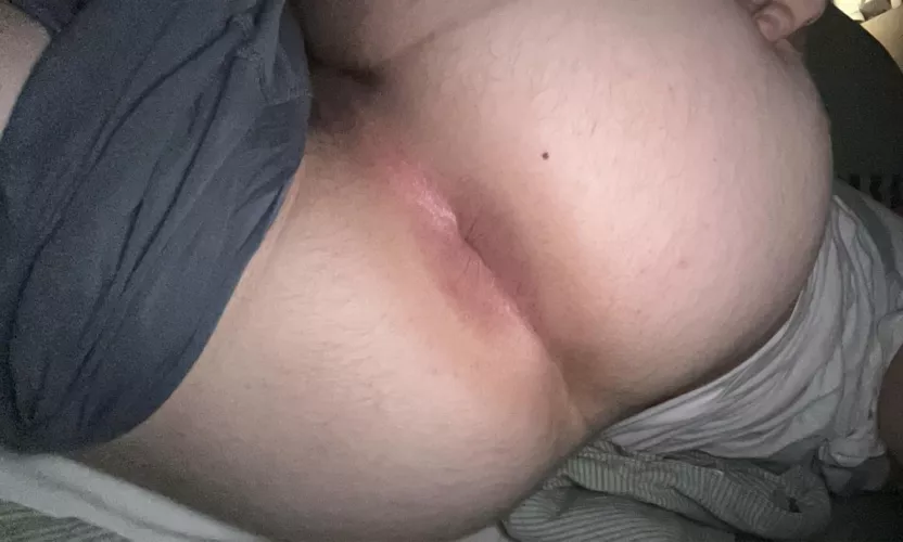 23 into hung tops or other smooth bottoms toys+ @patriik_ch