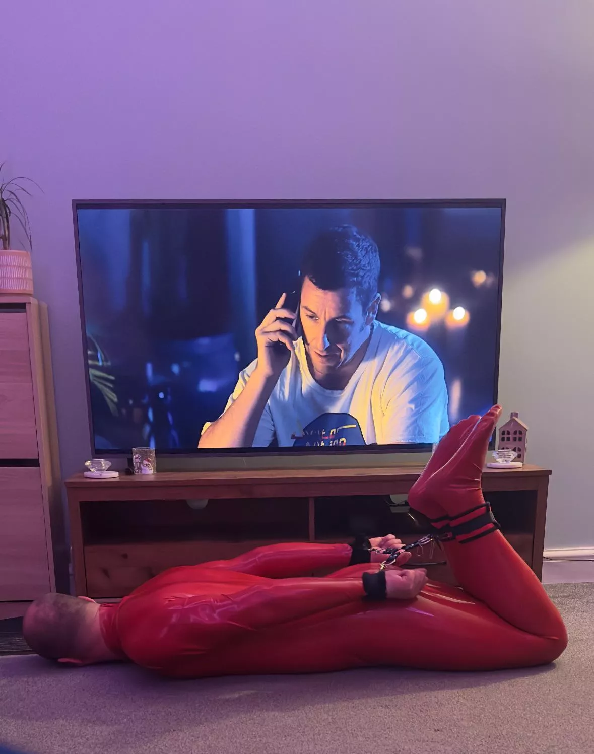 Even Adam sandler is watching me 😩✨