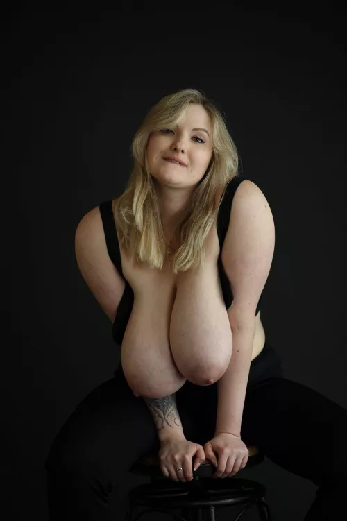 if you look at these tits you will automatically think they're yummy