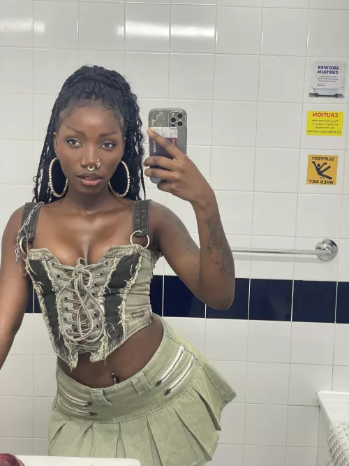 I’ll suck you dry and swallow it ;)