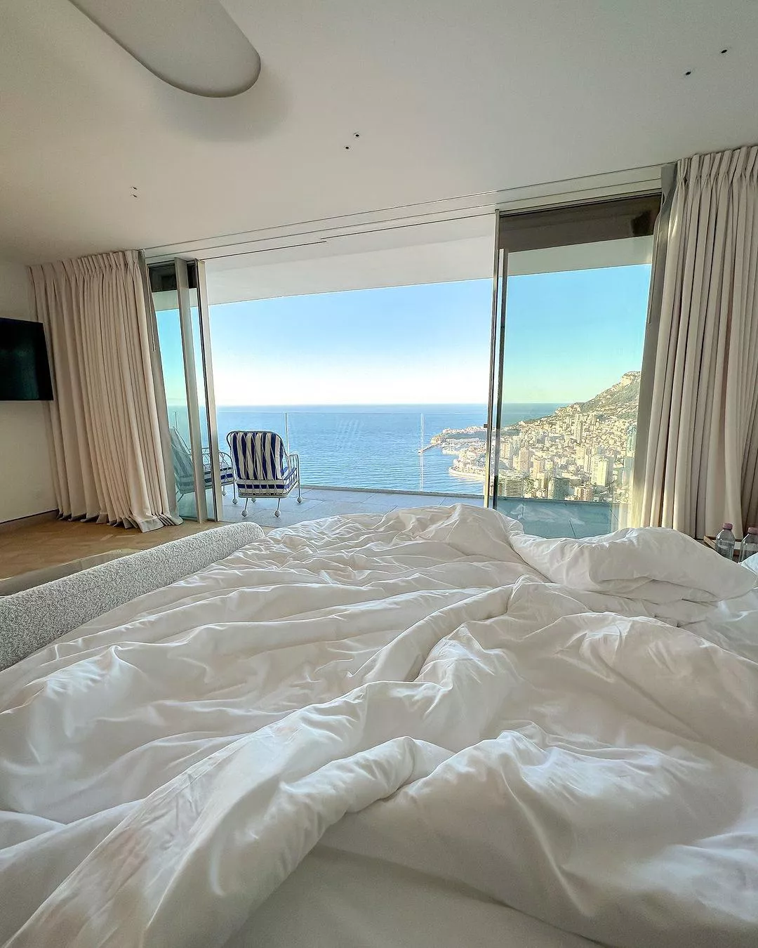 Imagine waking up here