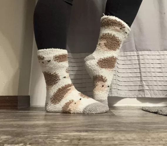 It’s supposed to be fall.. turning down my air to bring on fuzzy sock season 