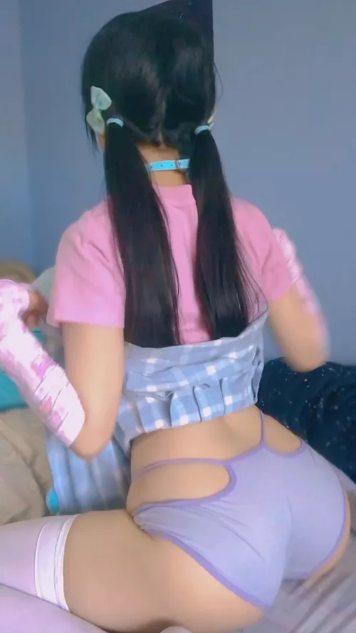 latina cutie with long pigtails :3