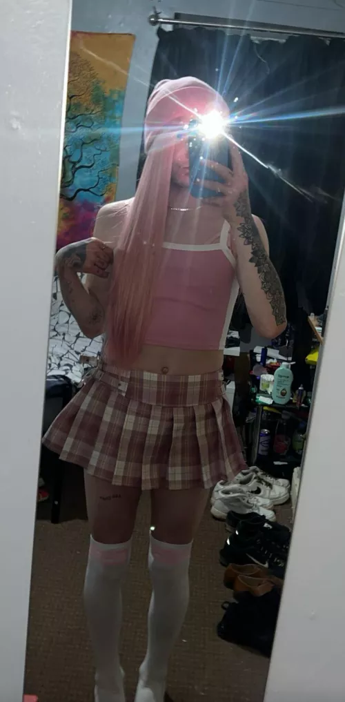 Pink to make the boys wink 🤍💕