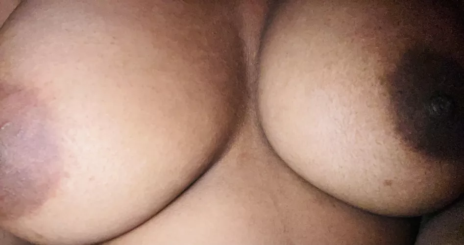 Shy but showing off my raw naturals