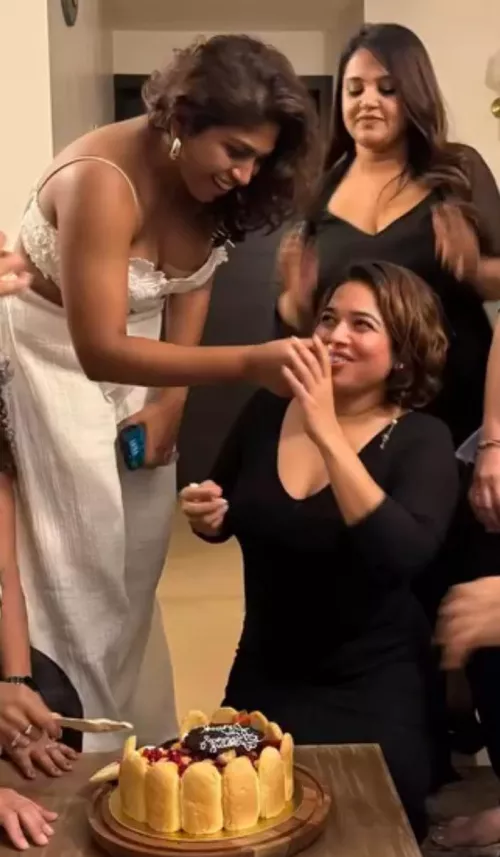 The one eating or the one feeding ? 