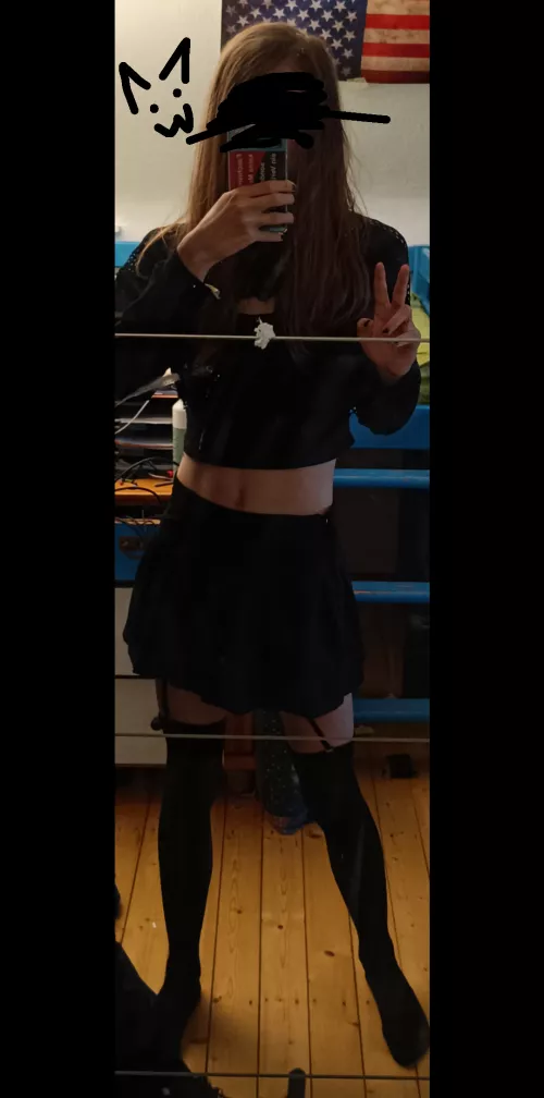 This fit goes hard af :3