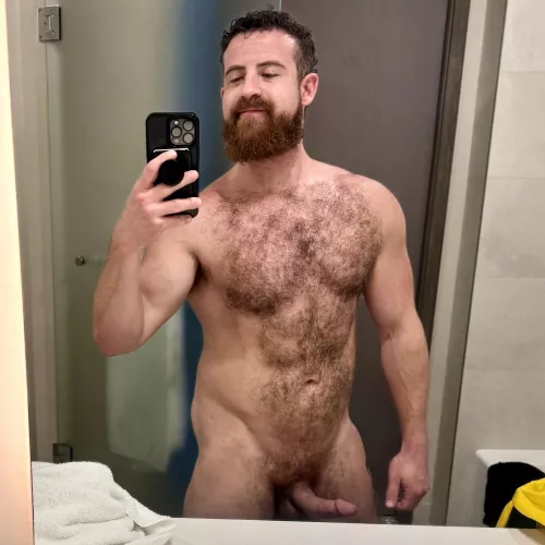 always love that hotel bathroom lighting 