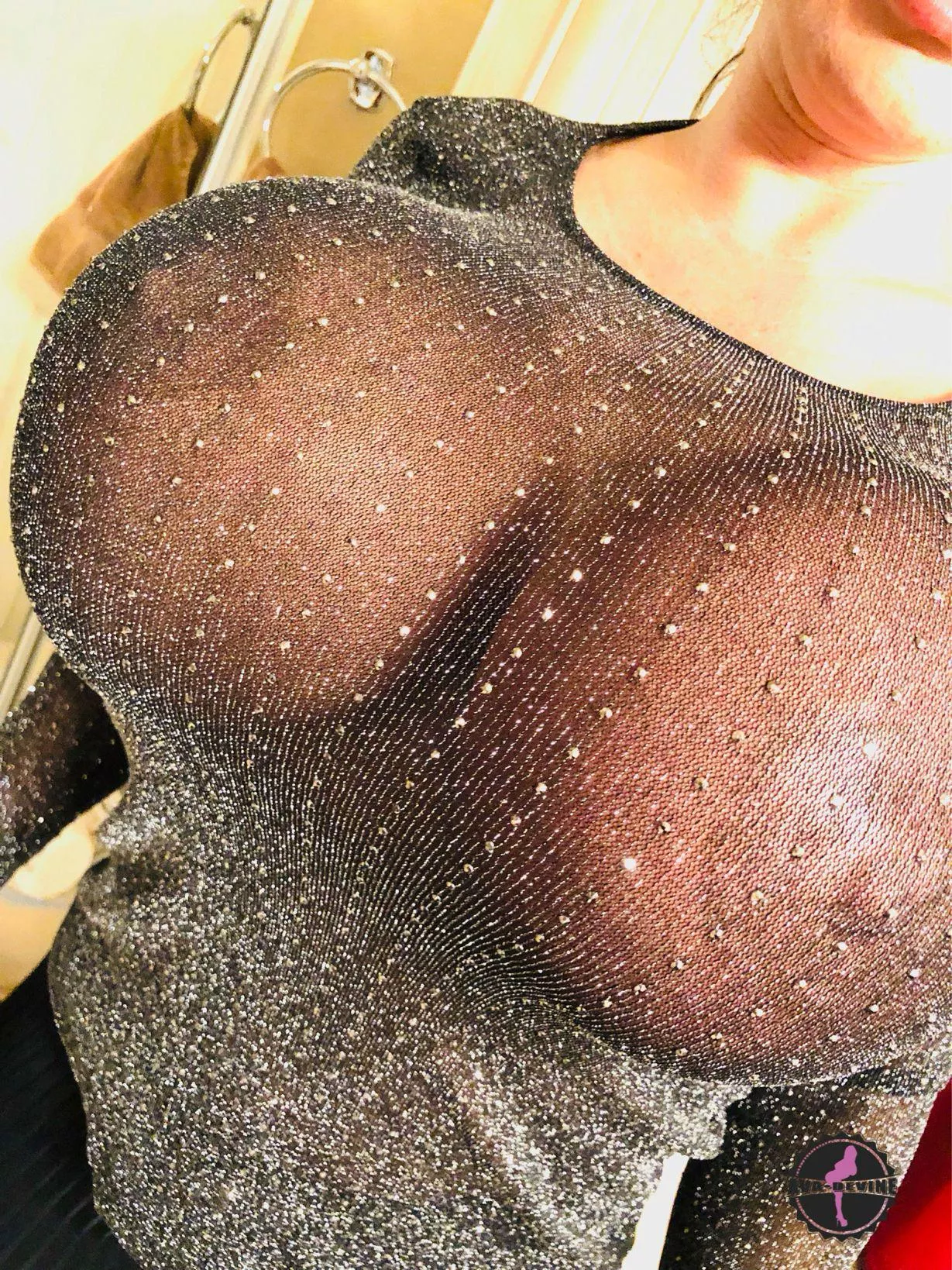 Amazing Pic of Ava's tits