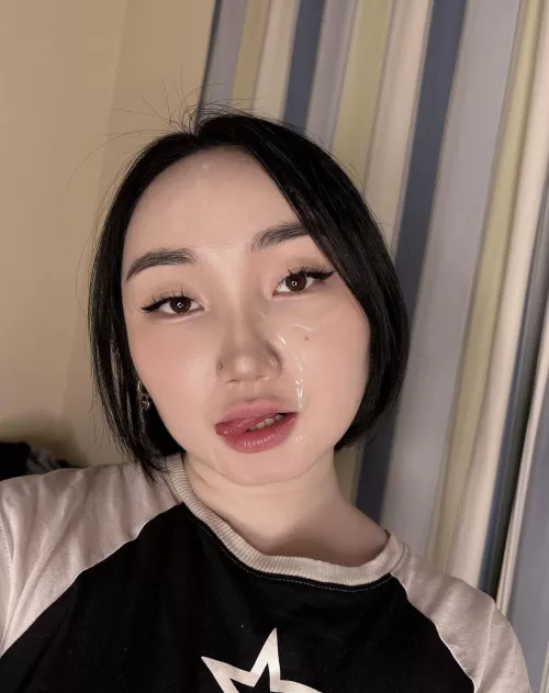 Asian girl cries tears of cum