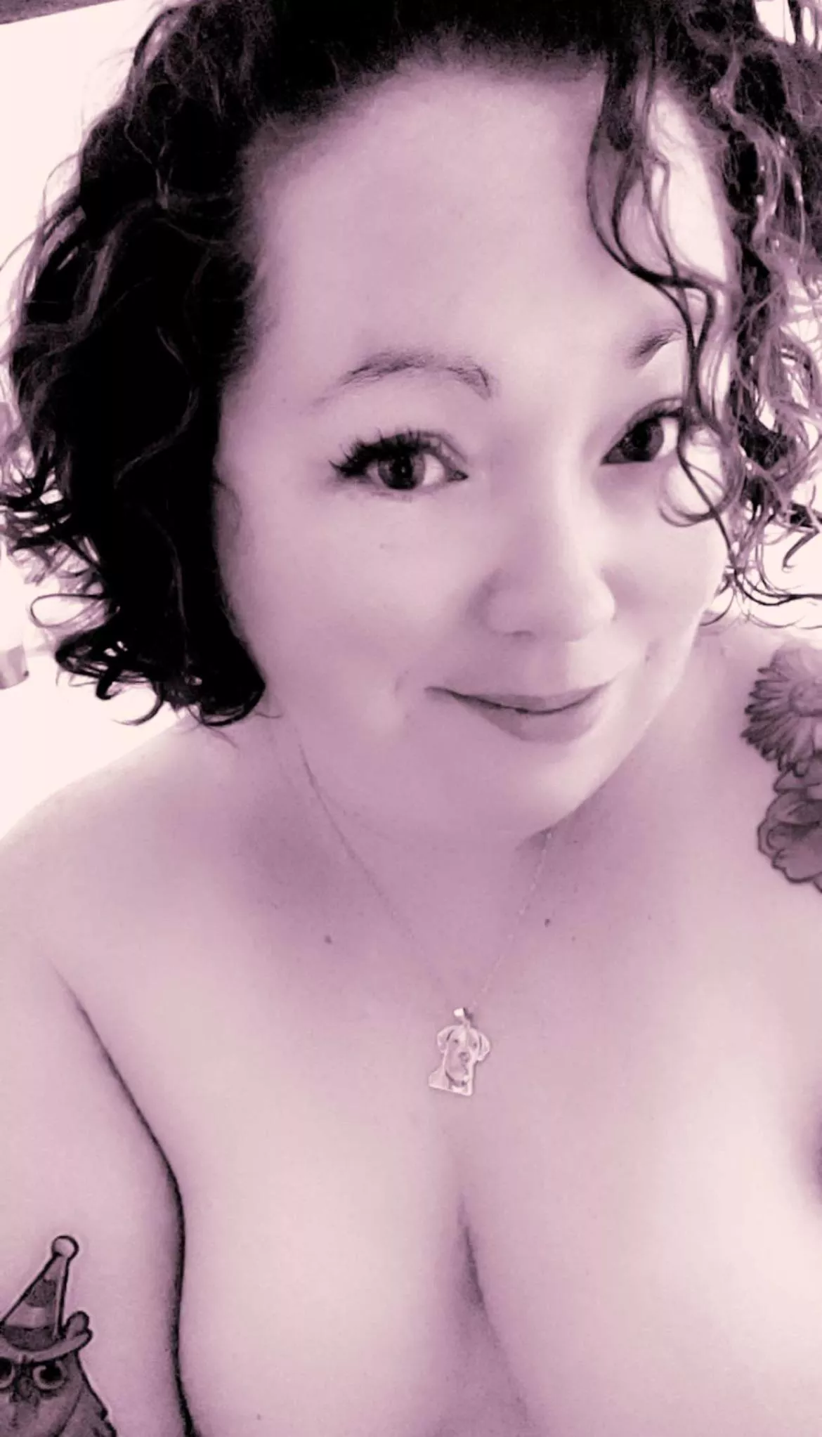 Big daddy’s away, little girl wants to play