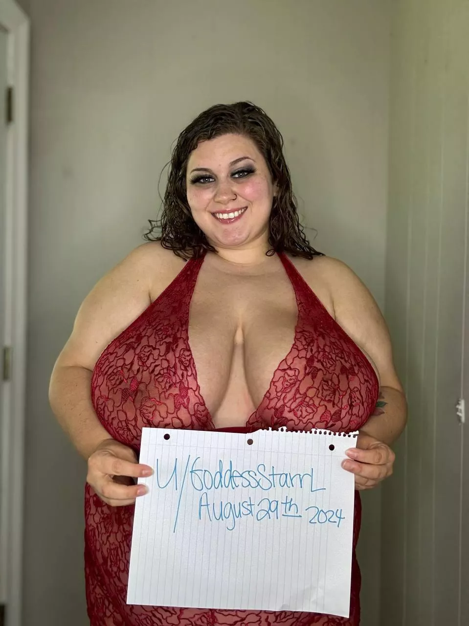 Hello I’m Goddess Luna! 6 years of experience! I’m a natural switch! I offer [fet] friendly content. Come jerk off to my big natural tits during [cam] or get blown up with [pic] [vid]. Customizable content [pic] [rate] [vid] [aud]