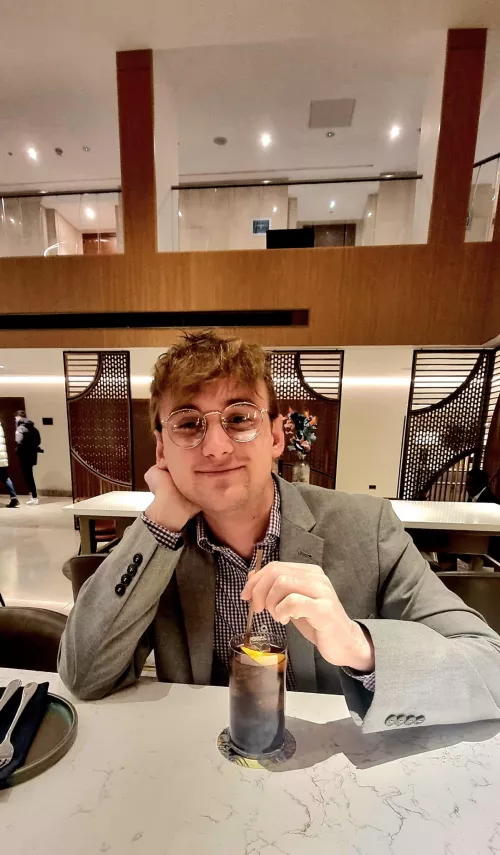 Hey 24 from the uk, new to the community just looking for some gaming buddies!😊 Mainly play Fortnite on a daily basis but want to get into a few pc games and most of my friends are on ps5 so it's a pain in the ass situation! 😩 I’m happy to chat 