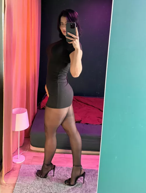 I should be your secretary 