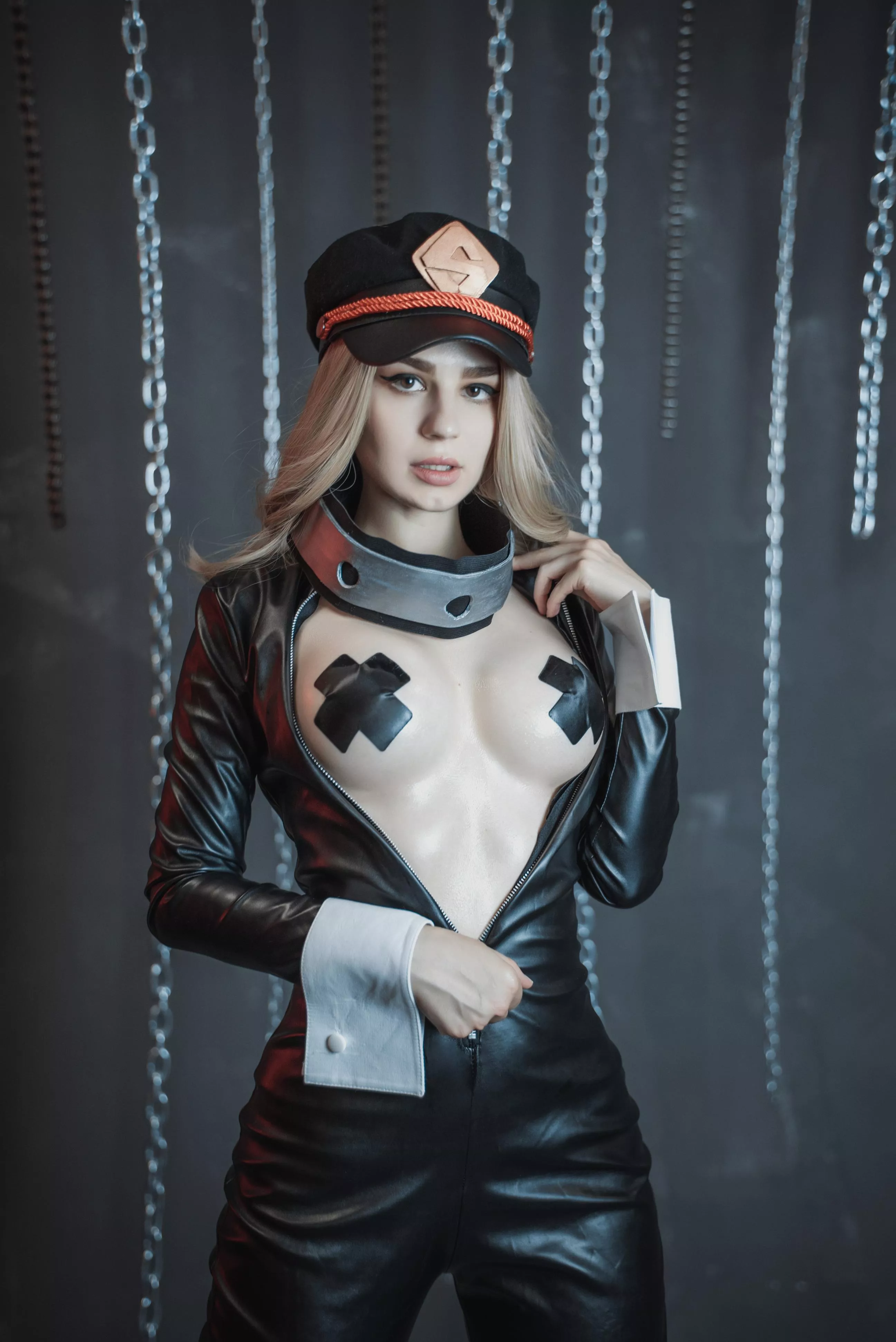 Now you know what Camie hiding under her leather costume... by (Kanra_cosplay)