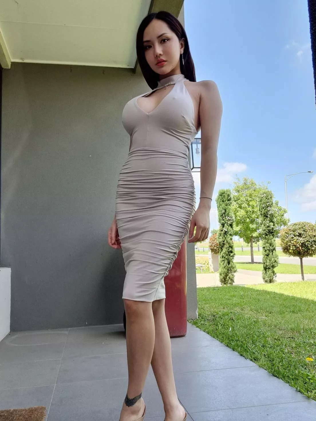 Tight dress to show off my curves
