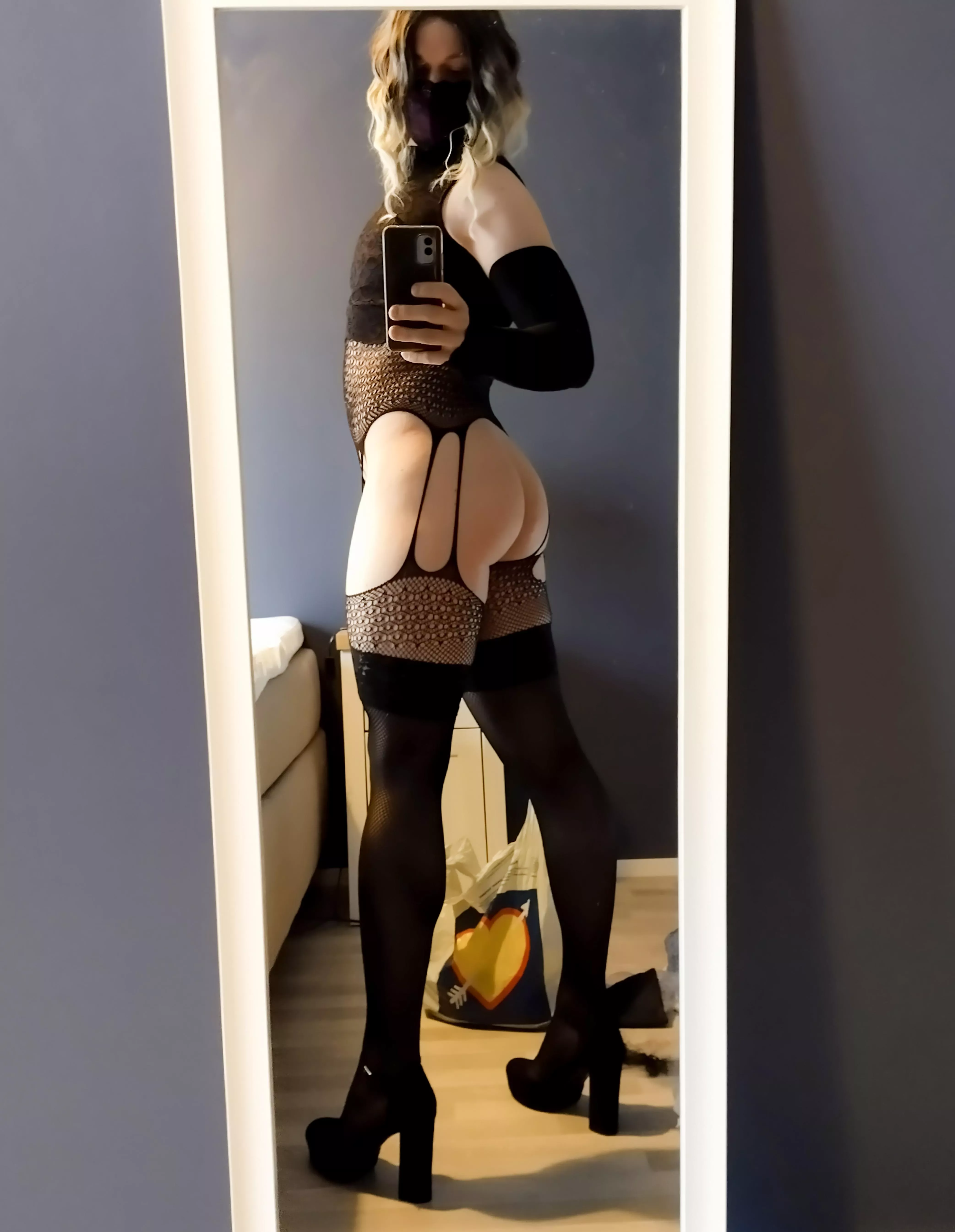 Wanna try to make me cum like a girl? 