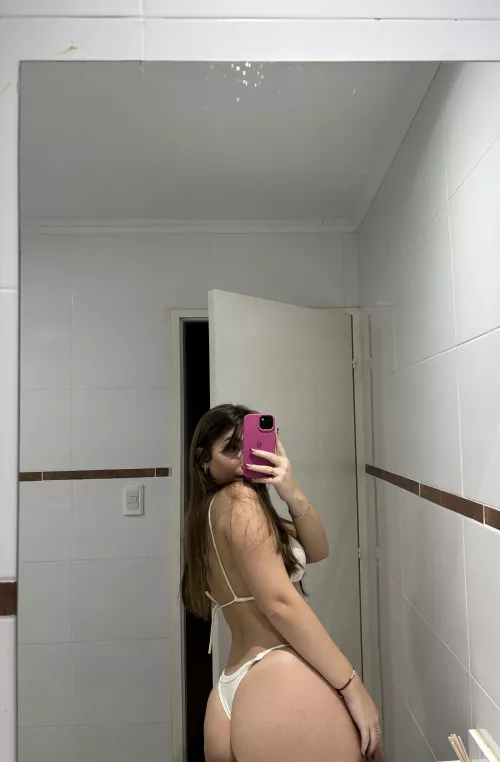 White lace, pure grace: My favorite set