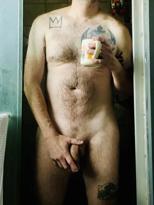 You can almost touch the weekend. Happy Friday!