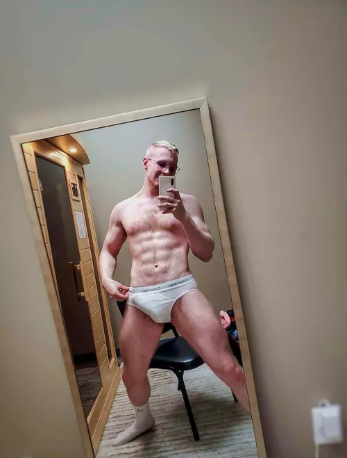 Drop to your knees and worship my bulge. I worked hard today at the gym and need to unload!