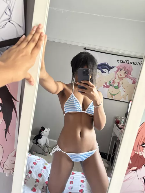 Hope I look sexy in this bikini
