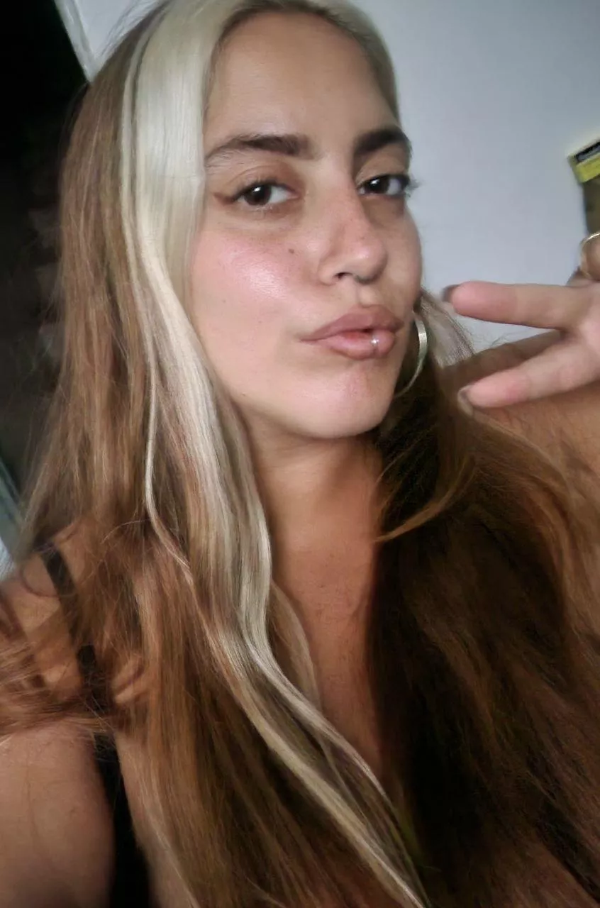 I am curvy, chubby, and totally rocking it.