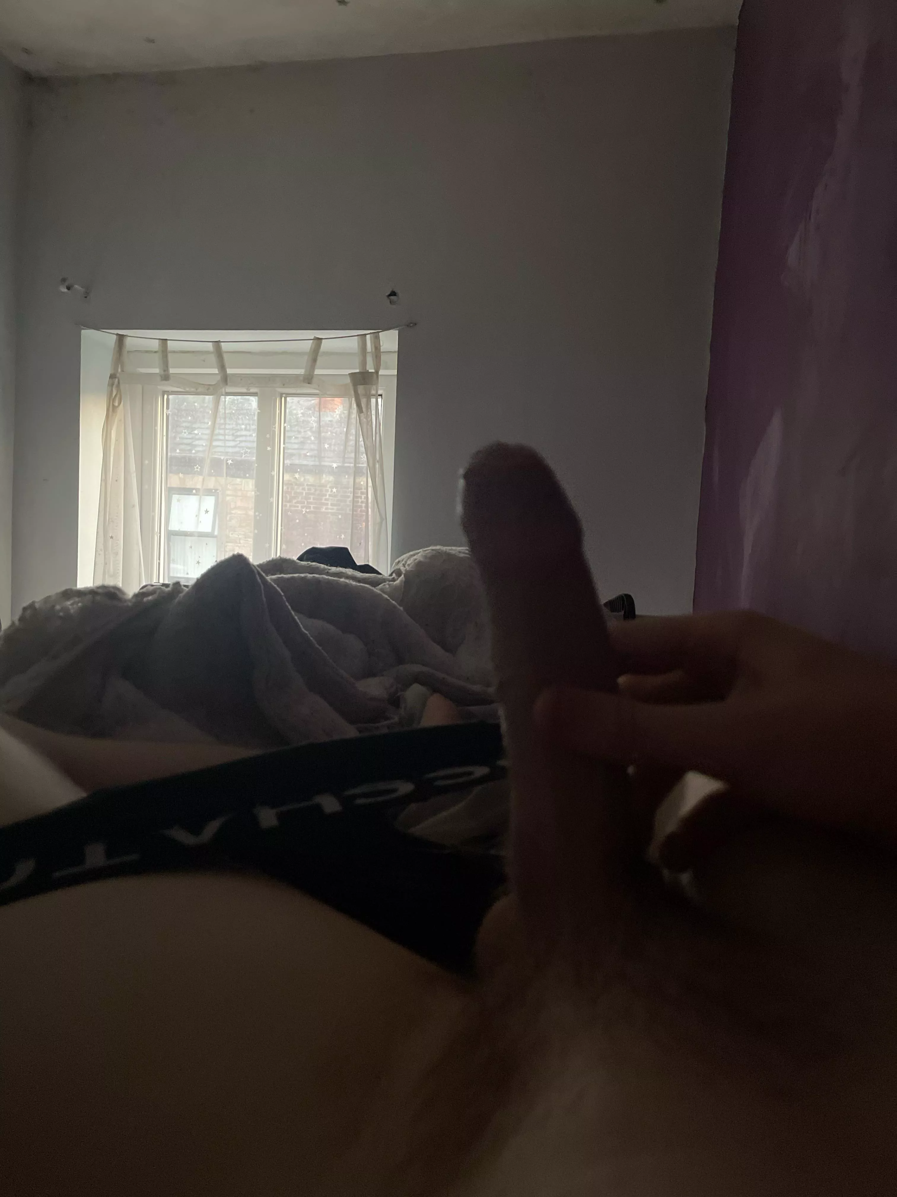 i’m free 6 am tomorrow. saturday morning 6 am free i’ll suck dick so many times dm for location