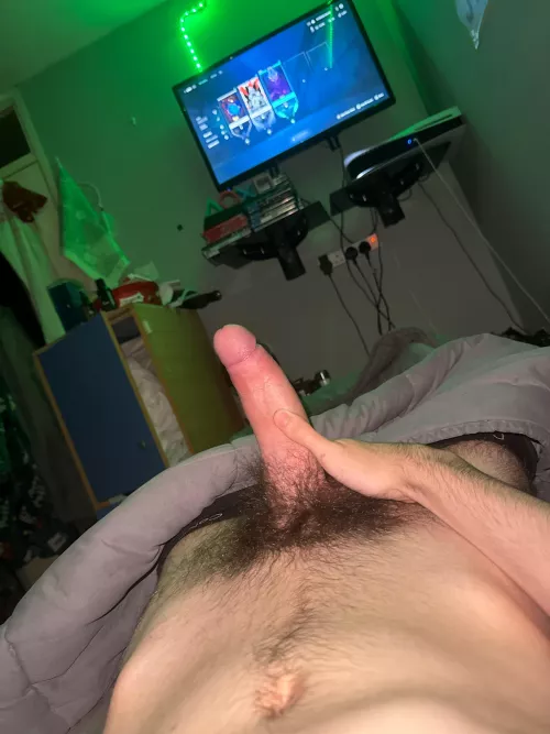 Late night gaming sessions are the best 