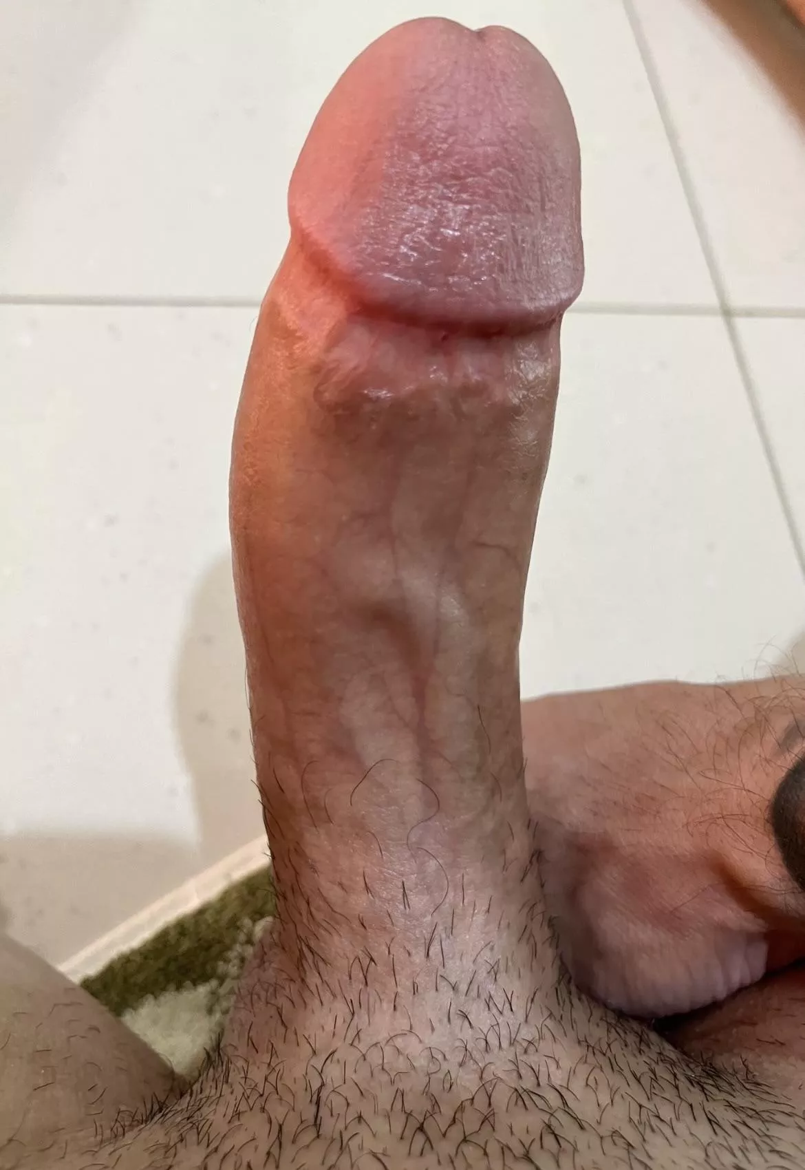 My cut cock can make people cum VERY fast 😈😈😊🥰