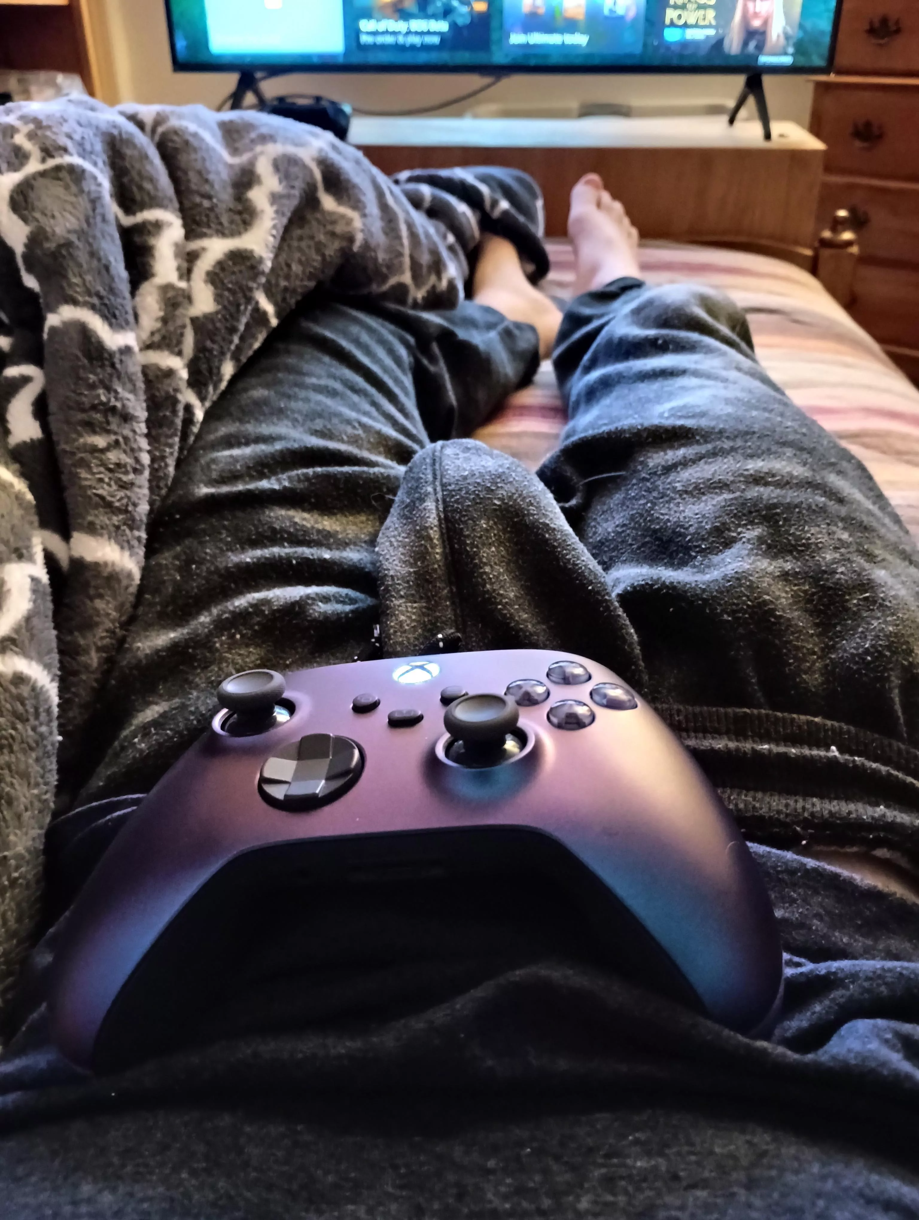 Play games and rub bulges :3 (21)