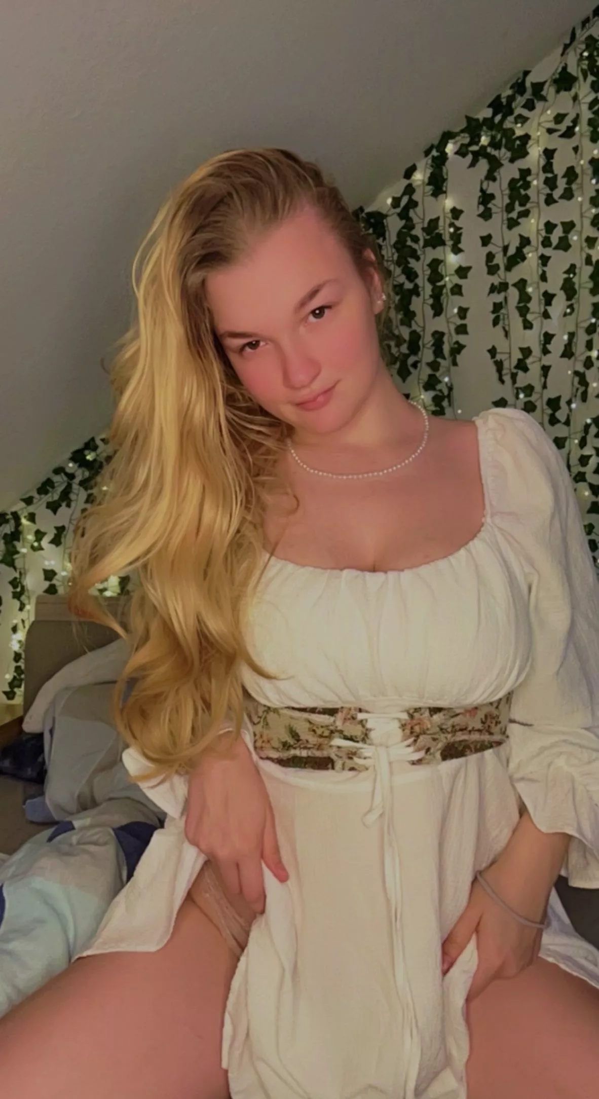 You wanna come play with me