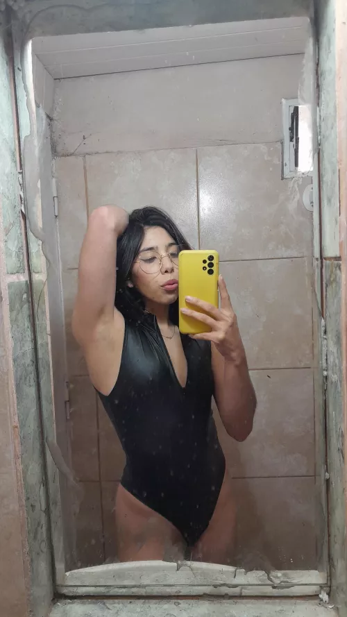 You want to lick my armpit 