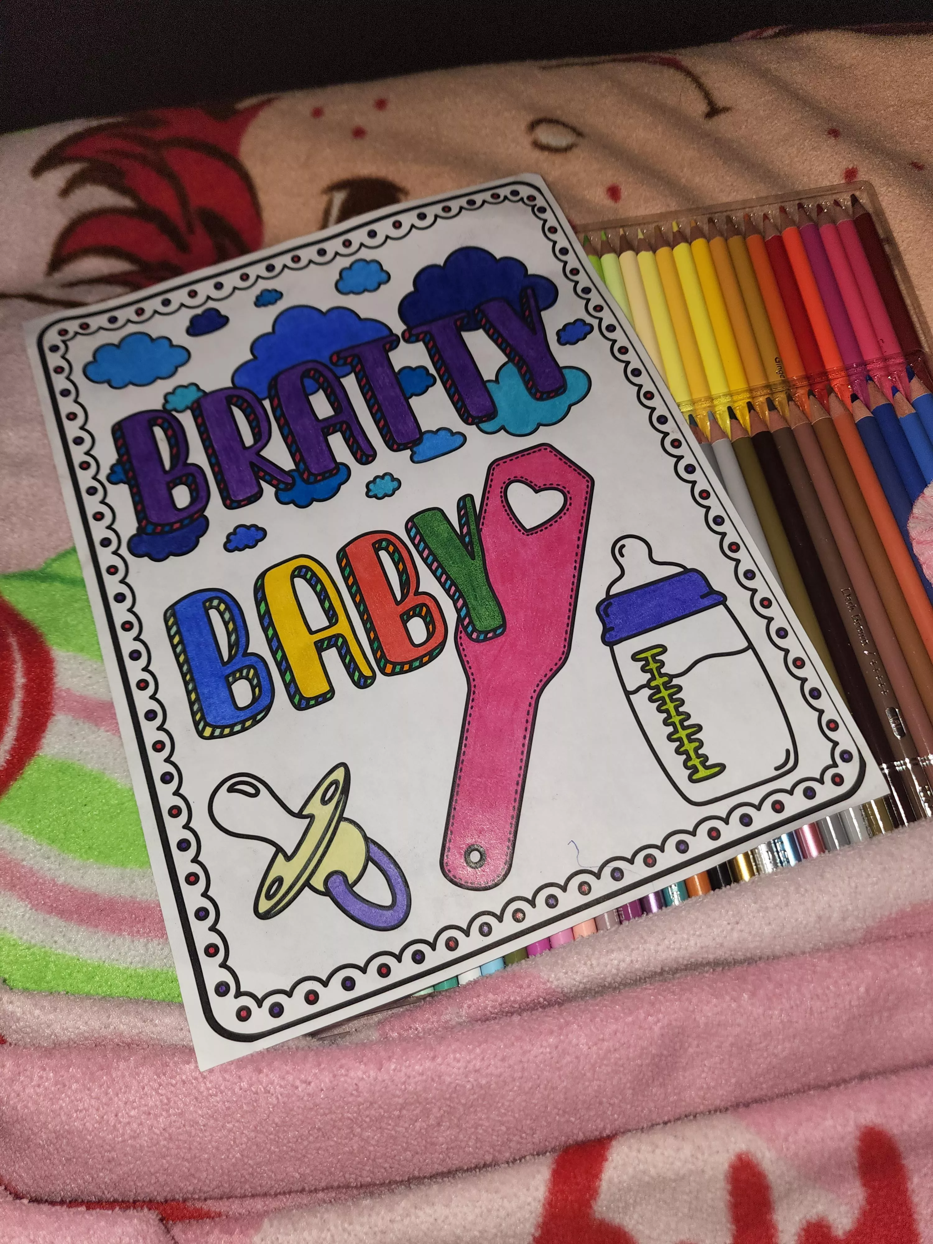 Bratty baby loves to color💓