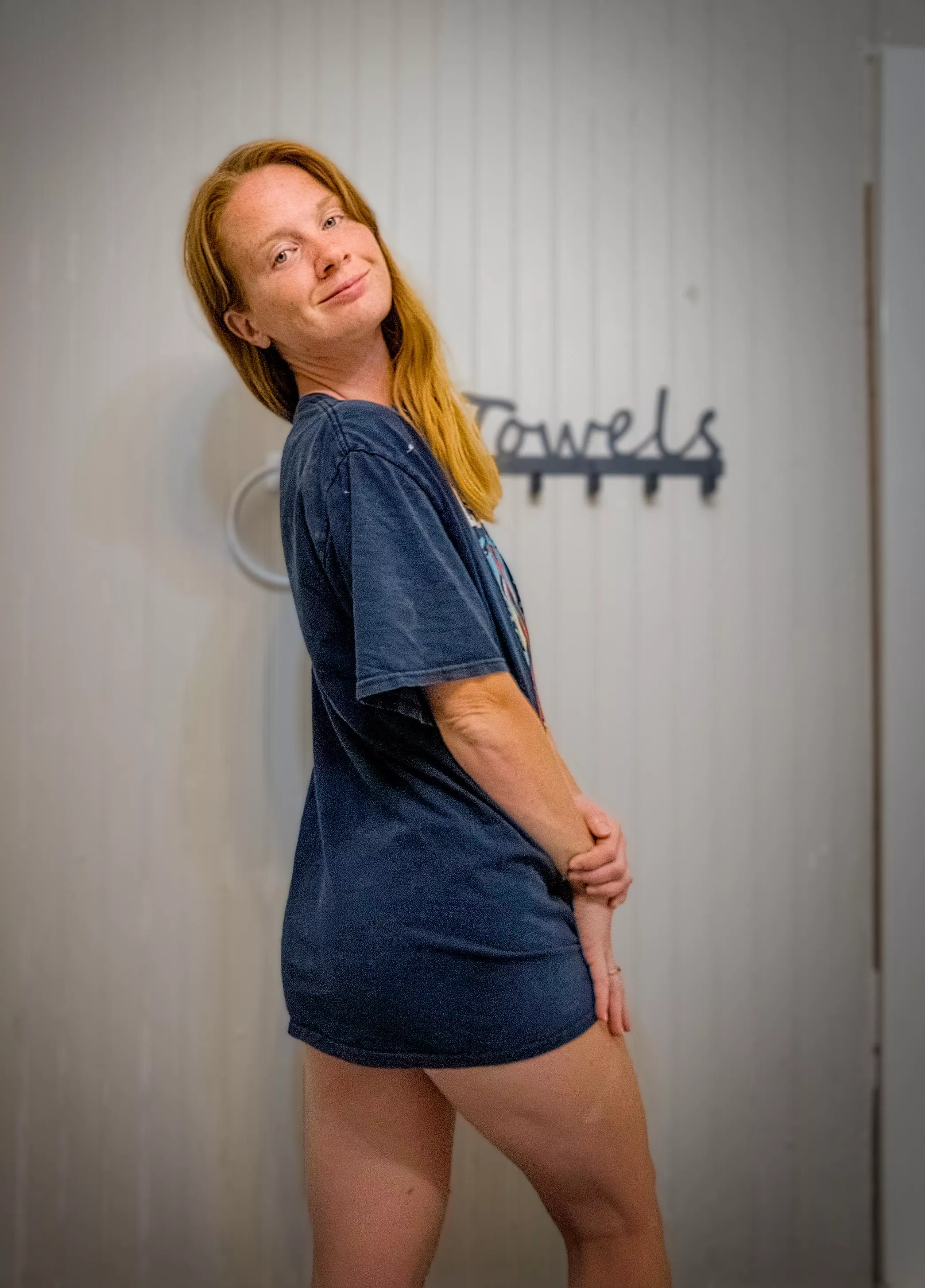 Cheeky cherry bombshell🍒 [F27]