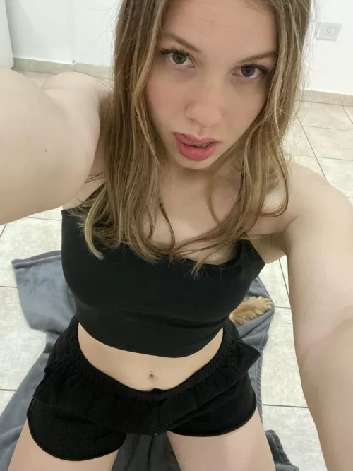 Do older men still like to cuddle with pretty girls like me?