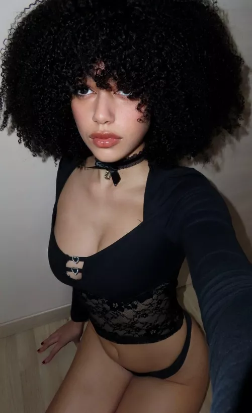Ebony princess is here to satisfy you