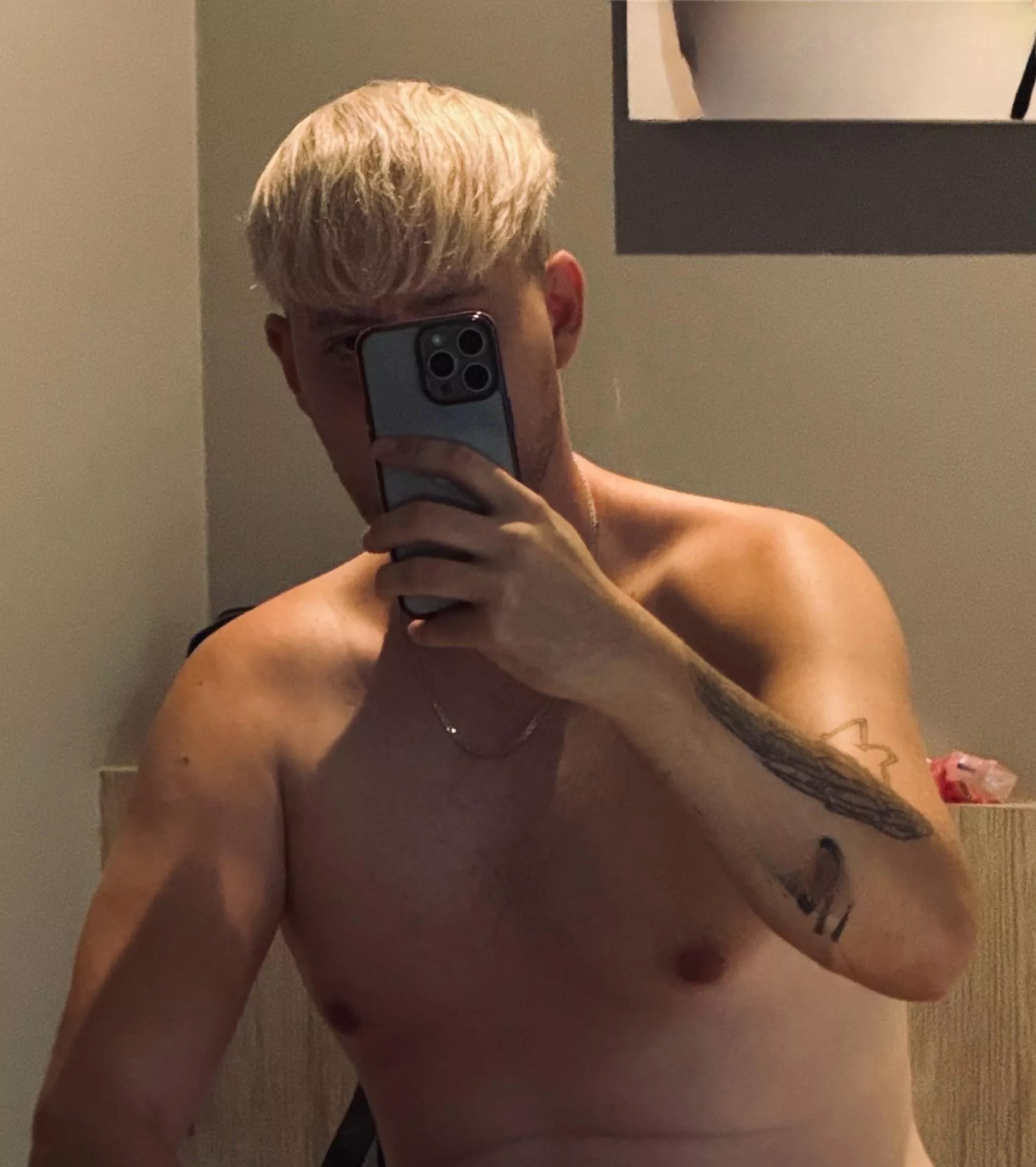 Fresh from the locker room (29)