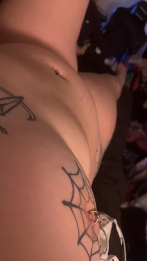 POV: you’re me in my bed about to touch myself 